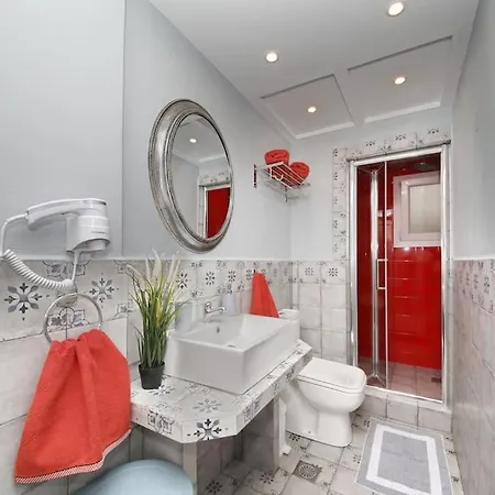 Fouxia-red Apartment